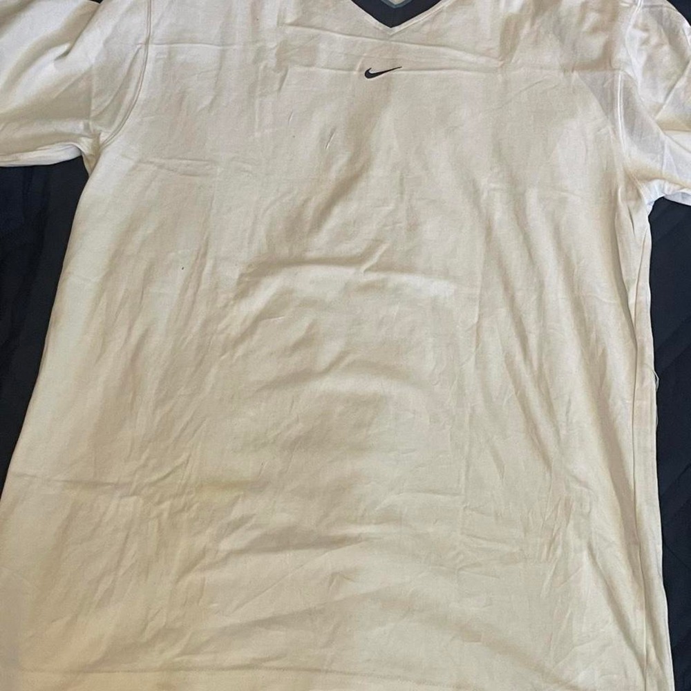 VTG 90s Nike Center Swoosh V-Neck Logo Cotton Short Sleeve Men's T-Shirt Size XL
